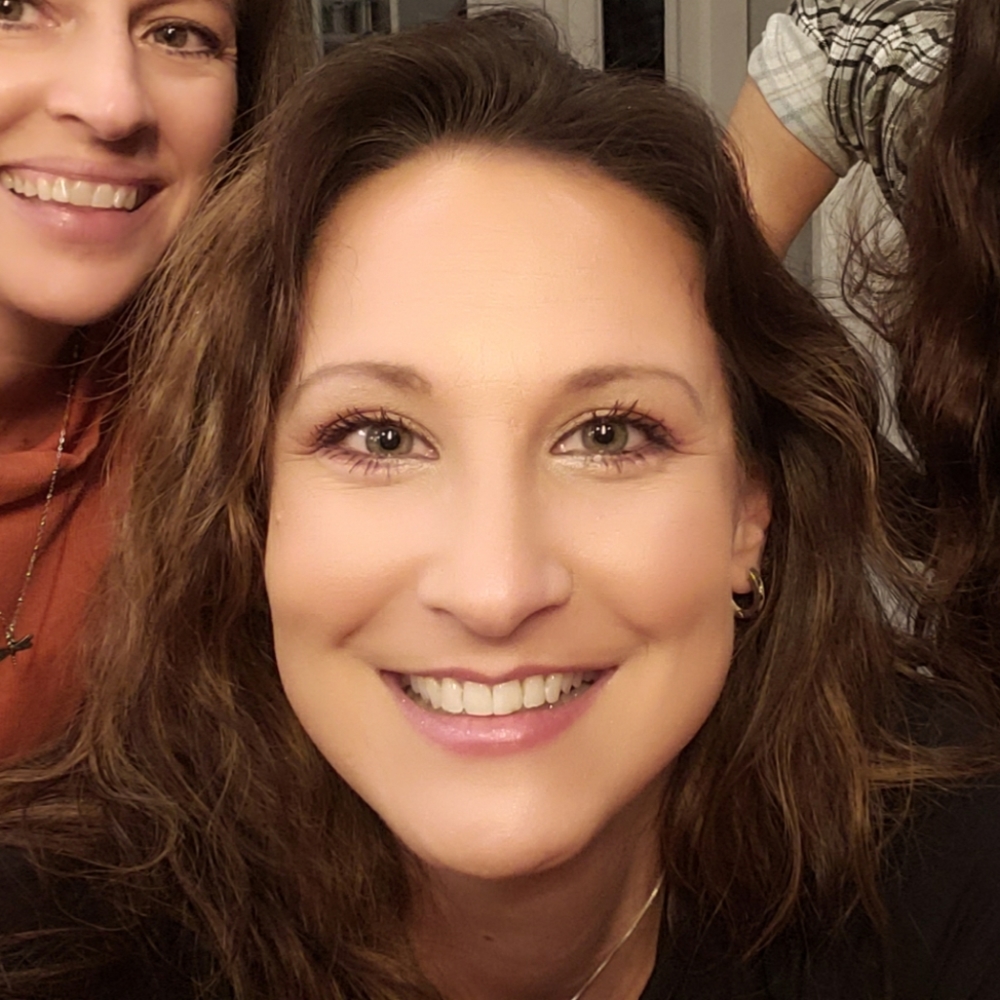 Meet your Posher, Holly